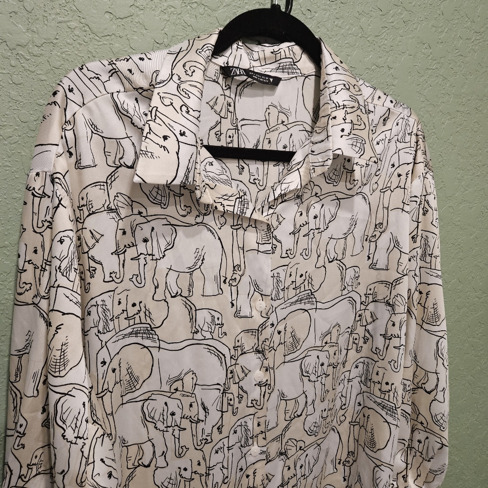 Womens Zara Graphic Relaxed Blouse with Elephants Size Large - Picture 6 of 12